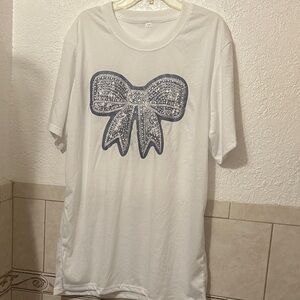 Over sized White T-Shirt with printed Bow Design Size L